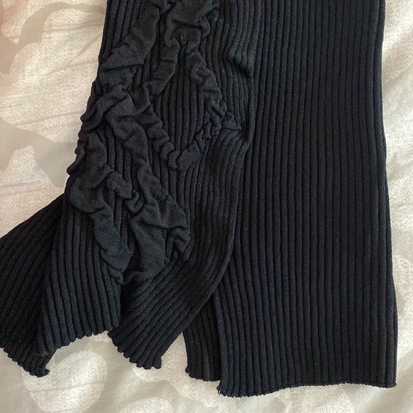 She’s So Made in Italy designer black fitting/stretchy tank|haute couture - Picture 12 of 13